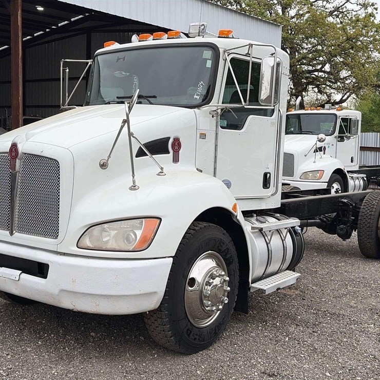2014 KENWORTH T370