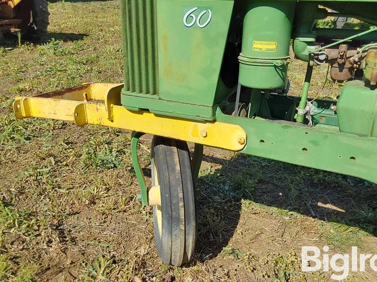 1953-john-deere-60-image-12