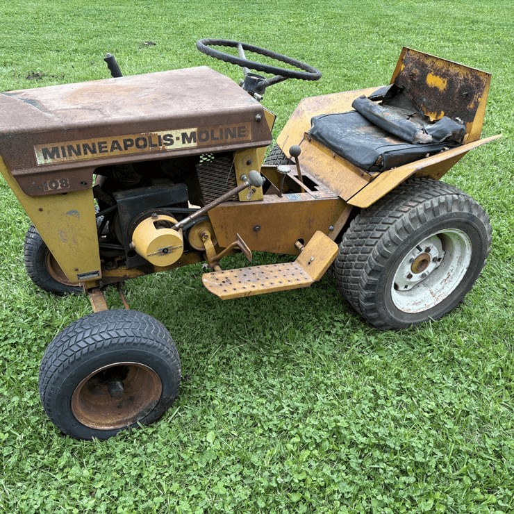 MINNEAPOLIS MOLINE 108
