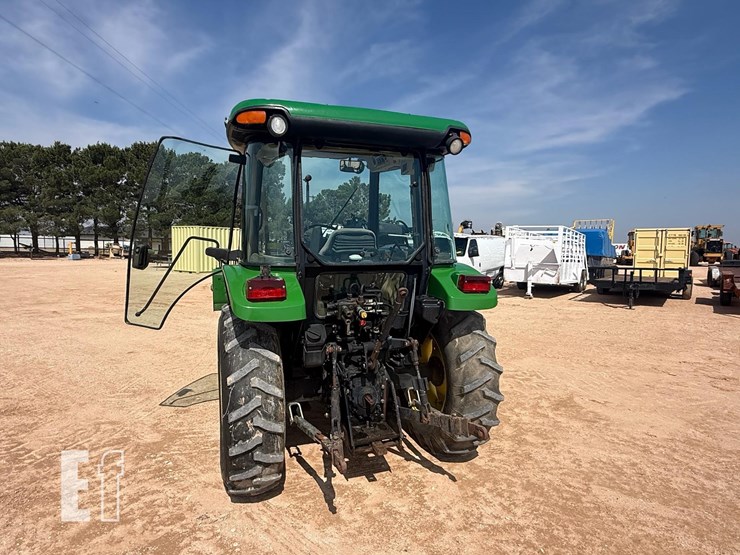 john-deere-5220-image-3
