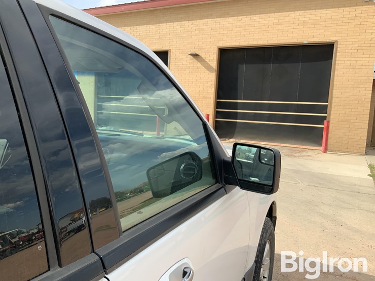 2013-ford-expedition-xlt-image-12