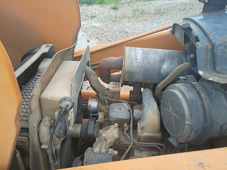 case-580m-image-16