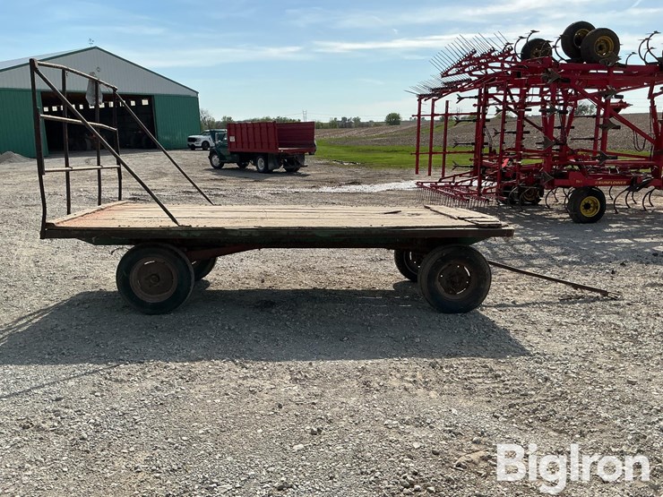 steel-frame-hay-rack-image-4