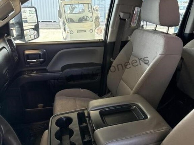 2018-chevrolet-silverado-3500hd-image-20