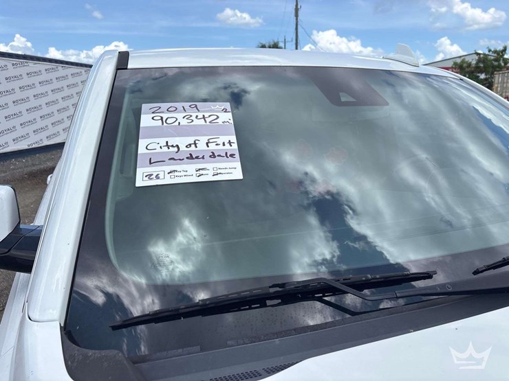2019-chevrolet-tahoe-image-26