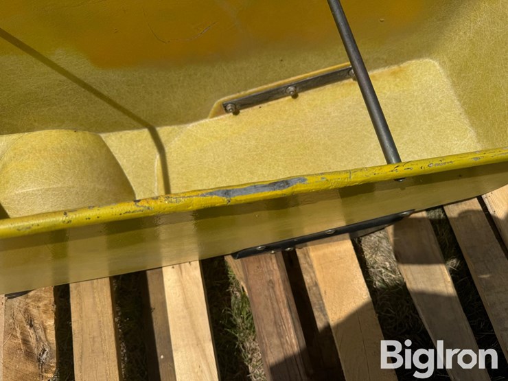 john-deere-7300-image-12