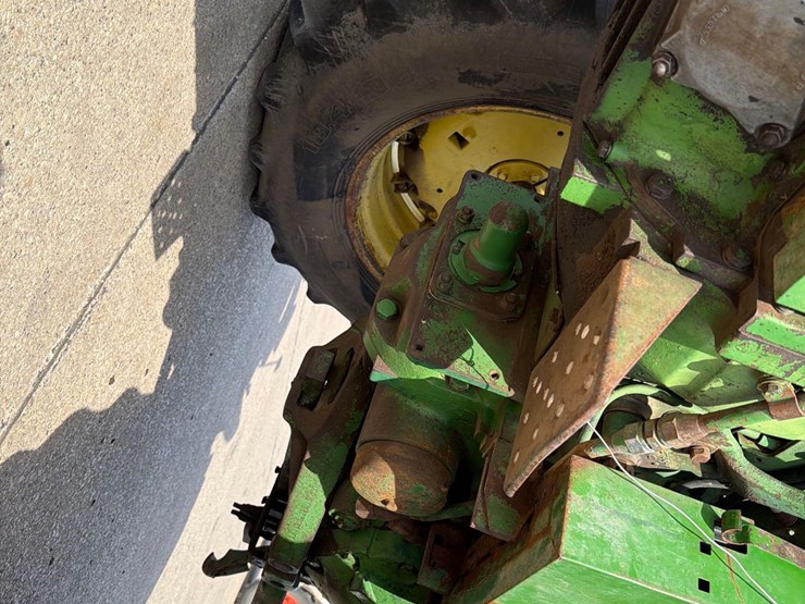 john-deere-4020-image-30