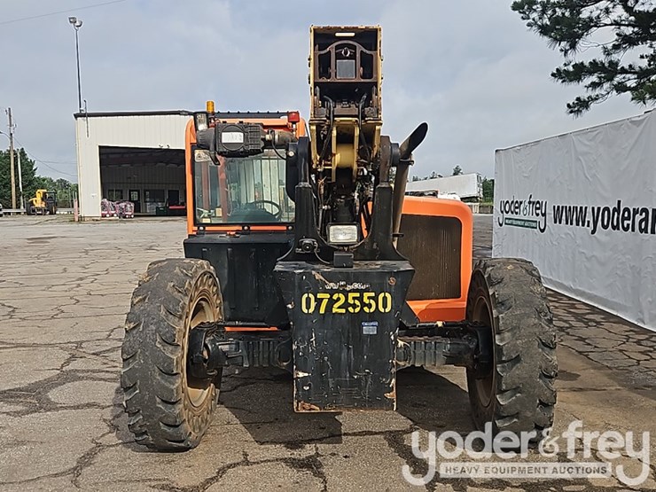 2016-jlg-g6-42a-image-4