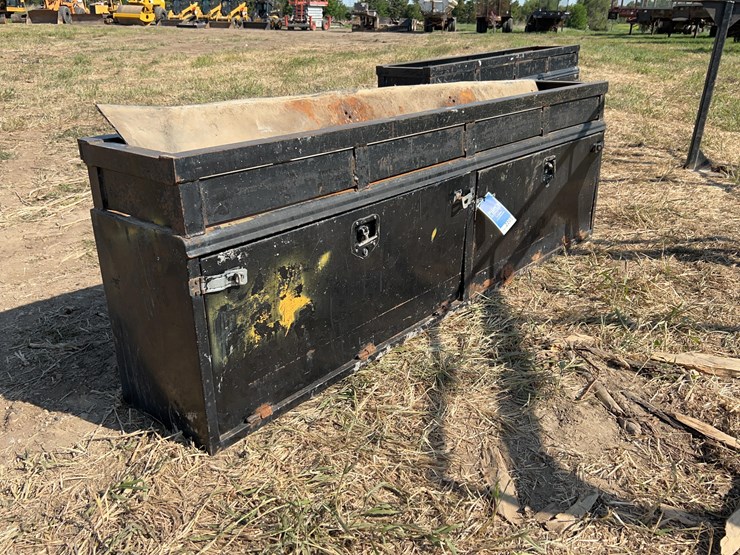 dodge-3500-image-11