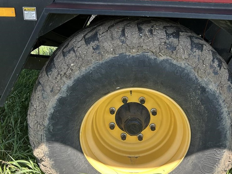 2001-new-holland-bb940s-image-47
