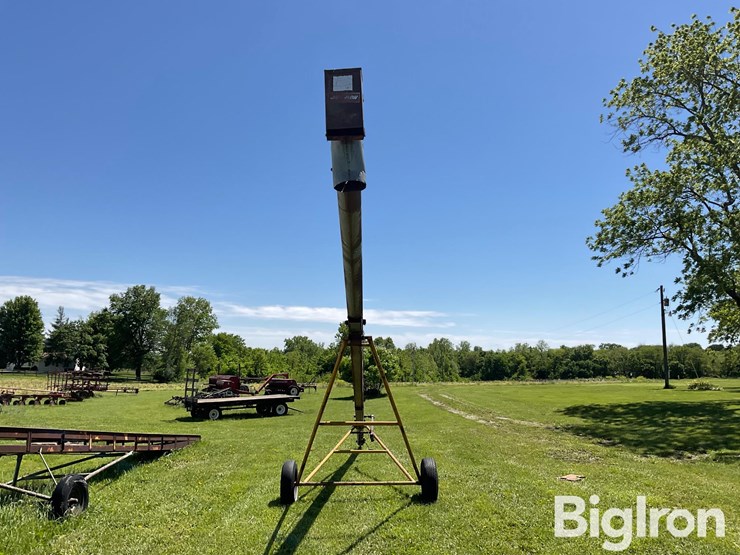 hutchinson-6241-grain-auger-image-6