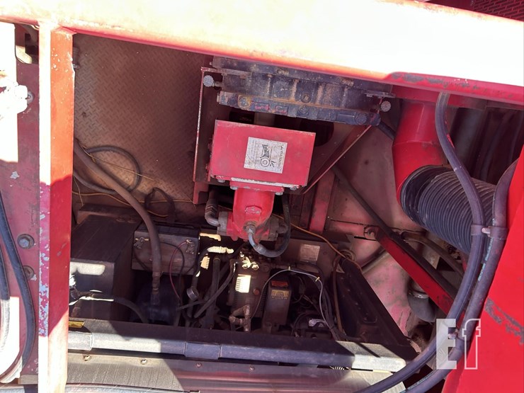2006-international-workstar-7600-image-87