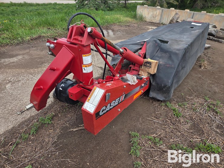 2014-case-ih-md92-image-1
