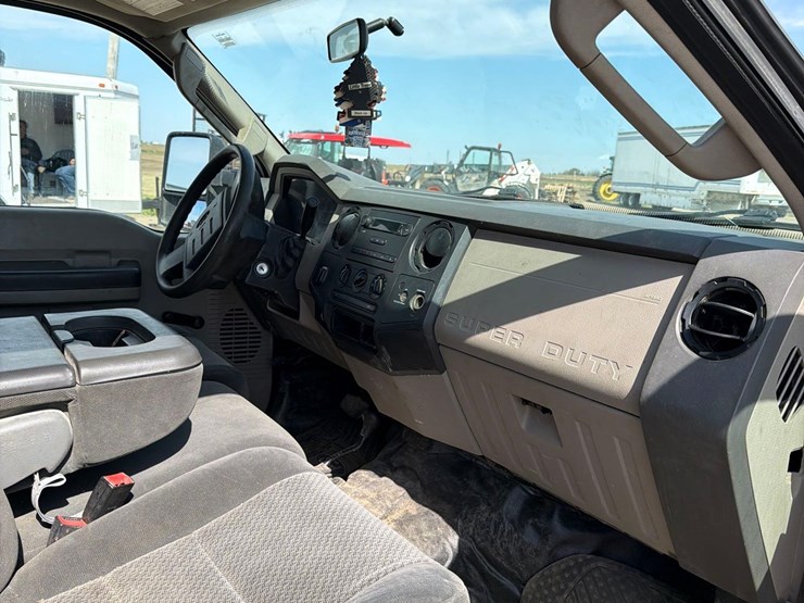 2008-ford-f250-image-30