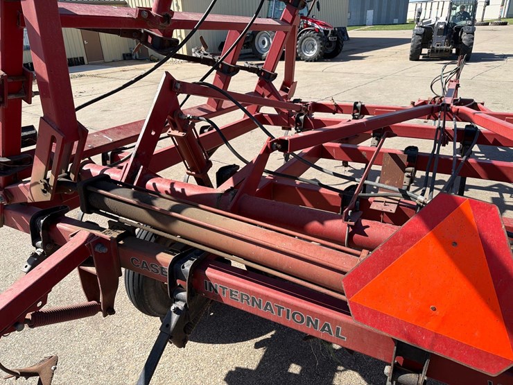 case-ih-4800-image-29