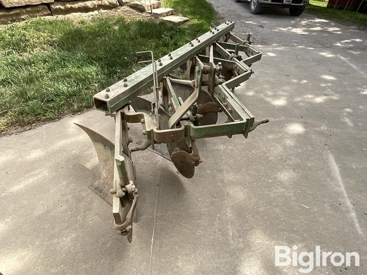 john-deere-125-image-2