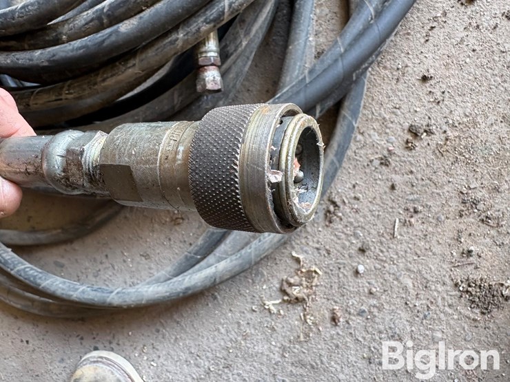 hydraulic-hose-w/-iso-connections-image-11