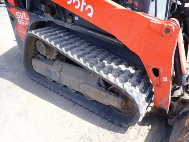 2023-kubota-svl65-2-image-41