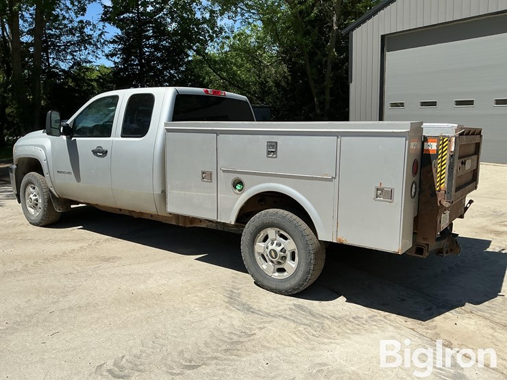 2011-chevrolet-2500-image-7