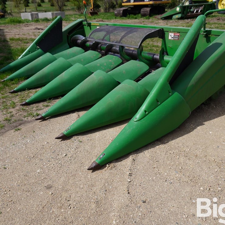 JOHN DEERE 693