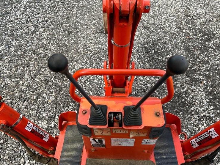 kubota-b26-image-29