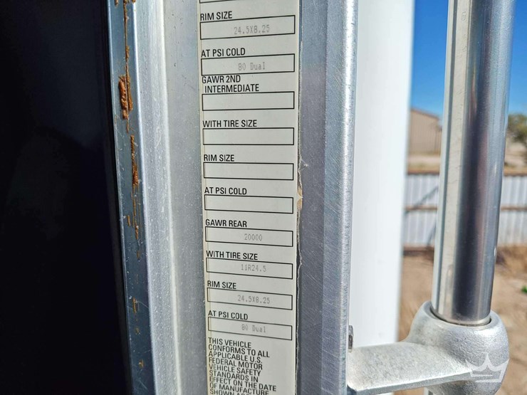 2012-kenworth-t800-image-6