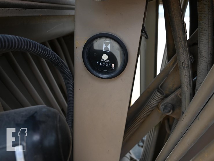 1996-deere-772bh-image-8