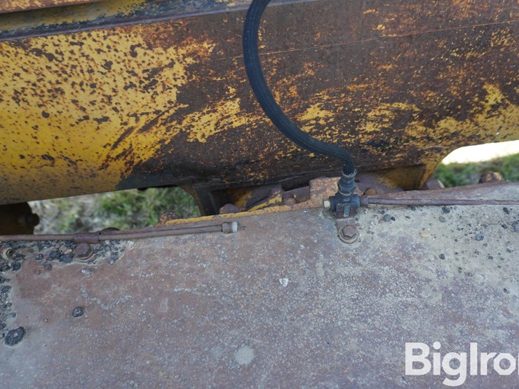 1968-caterpillar-12f-image-9