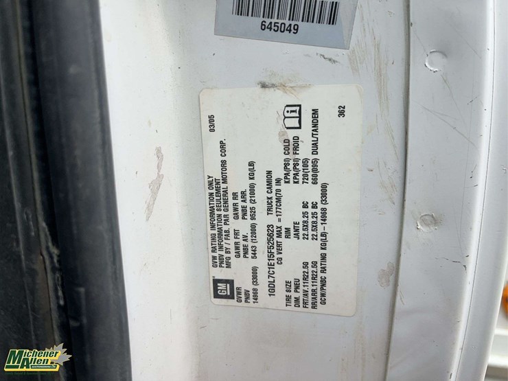 2005-gmc-topkick-c7500-image-26
