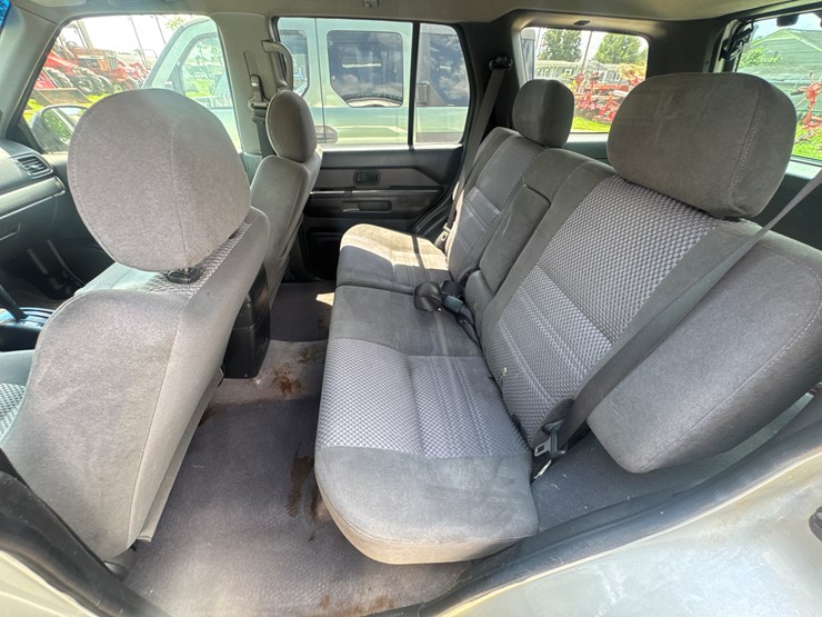 2004-nissan-pathfinder-image-6