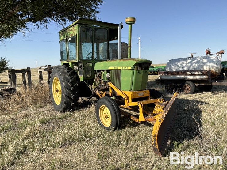 1961-john-deere-4010-image-3