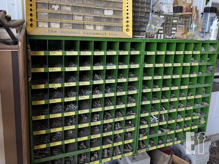 john-deere-72-image-2