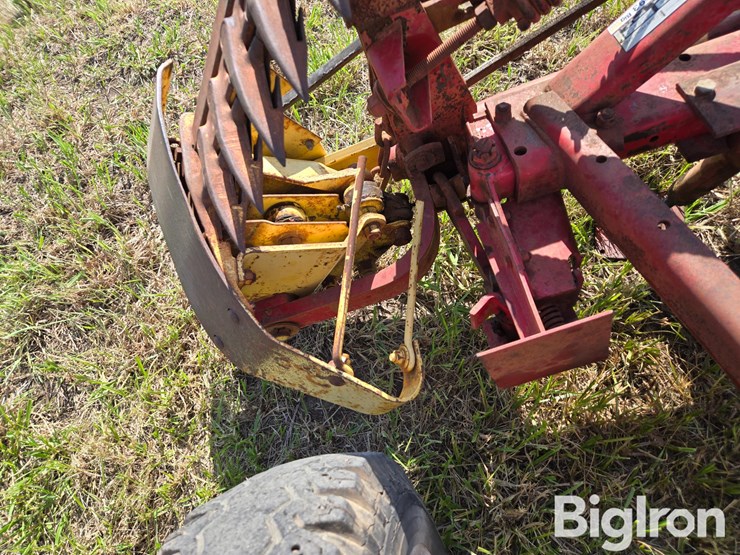 new-holland-456-image-9