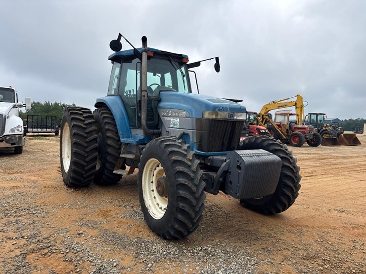 new-holland-8870-image-1