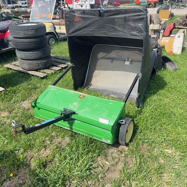 JOHN DEERE 44