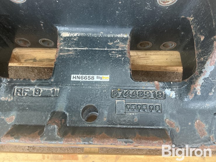 case-ih-87448319-weight-bracket-image-14
