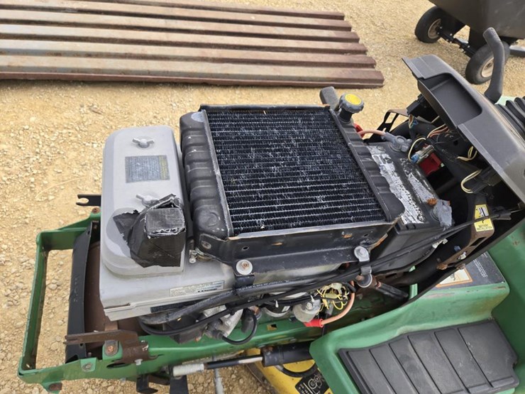 john-deere-345-image-4