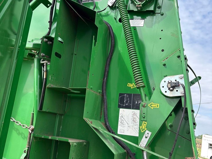 john-deere-569-image-28