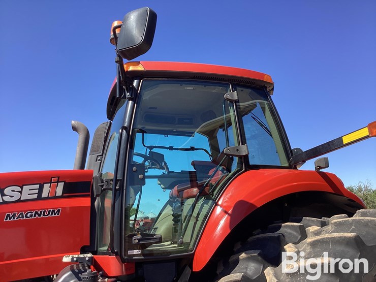 2011-case-ih-magnum-260-image-12