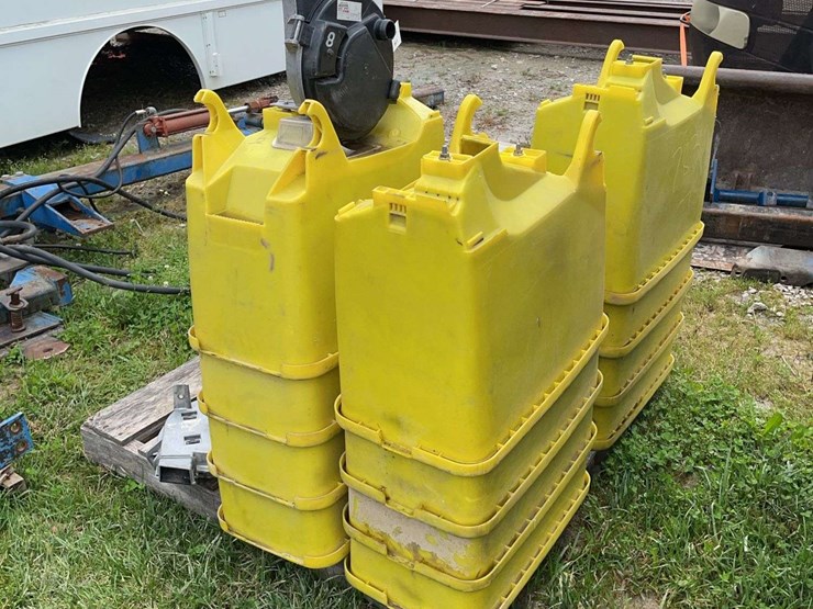 john-deere-12-image-3