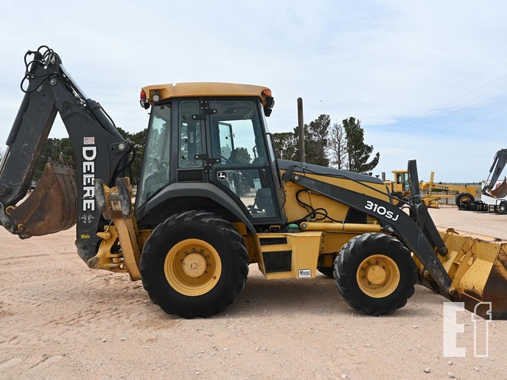2011-deere-310sj-image-10
