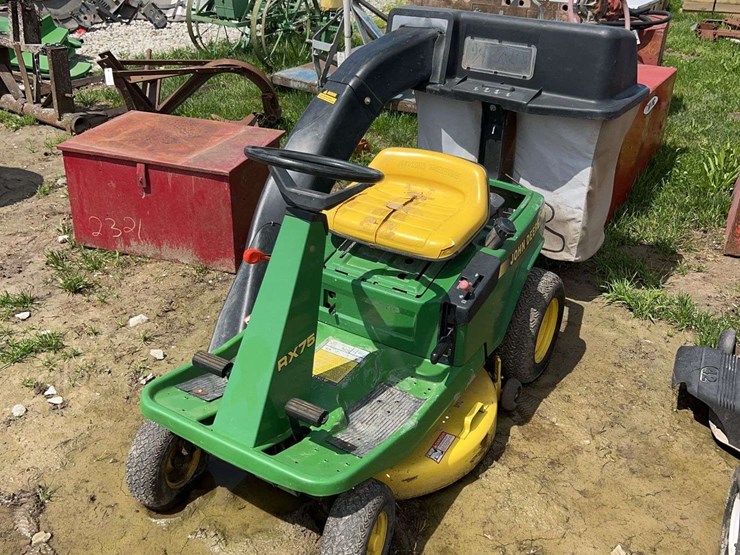 john-deere-la-image-2