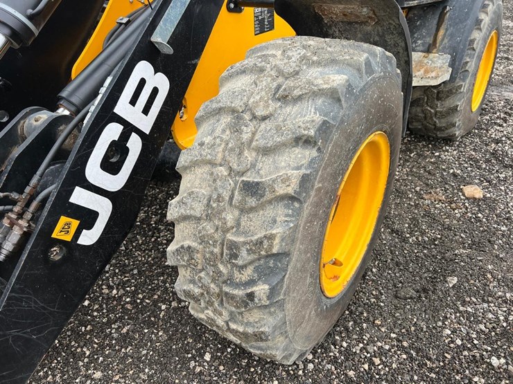 2022-jcb-407-image-14