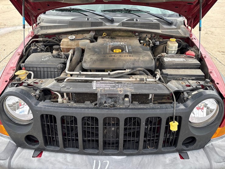 2005-jeep-liberty-sport-image-42