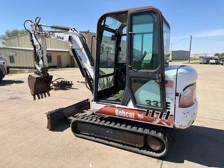 2001-bobcat-331e-image-3