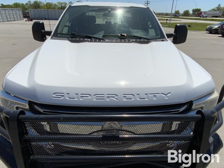 2021-ford-f250-xl-image-14