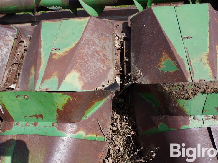 john-deere-444-image-14