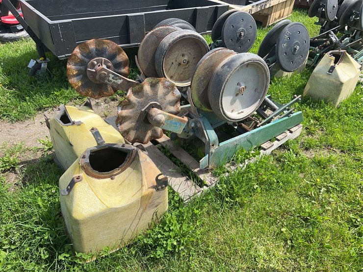 john-deere-7000-image-2