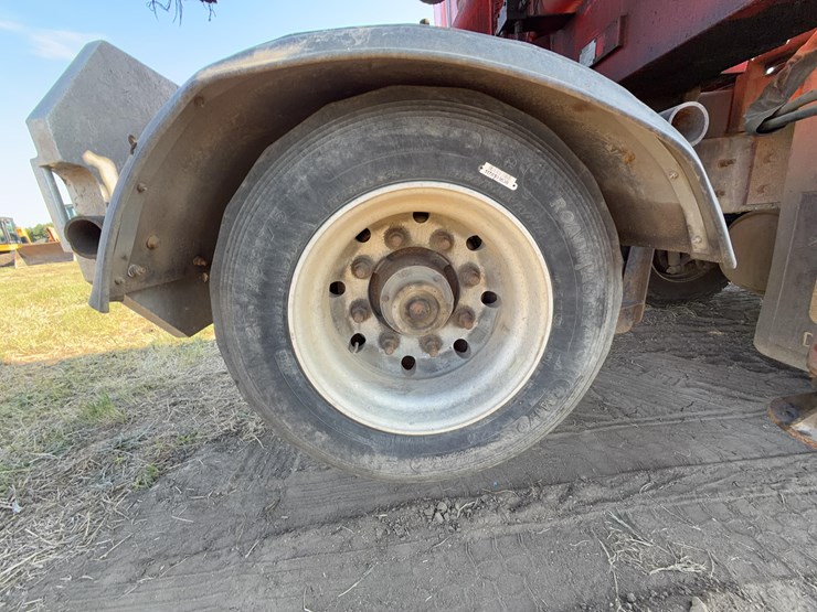 2003-sterling-lt9500-image-61