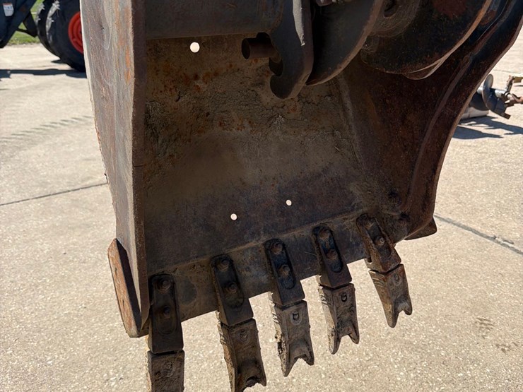 2001-bobcat-331e-image-17